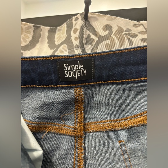 Simple Society Skinny Ankle Jeans - Picture 2 of 4